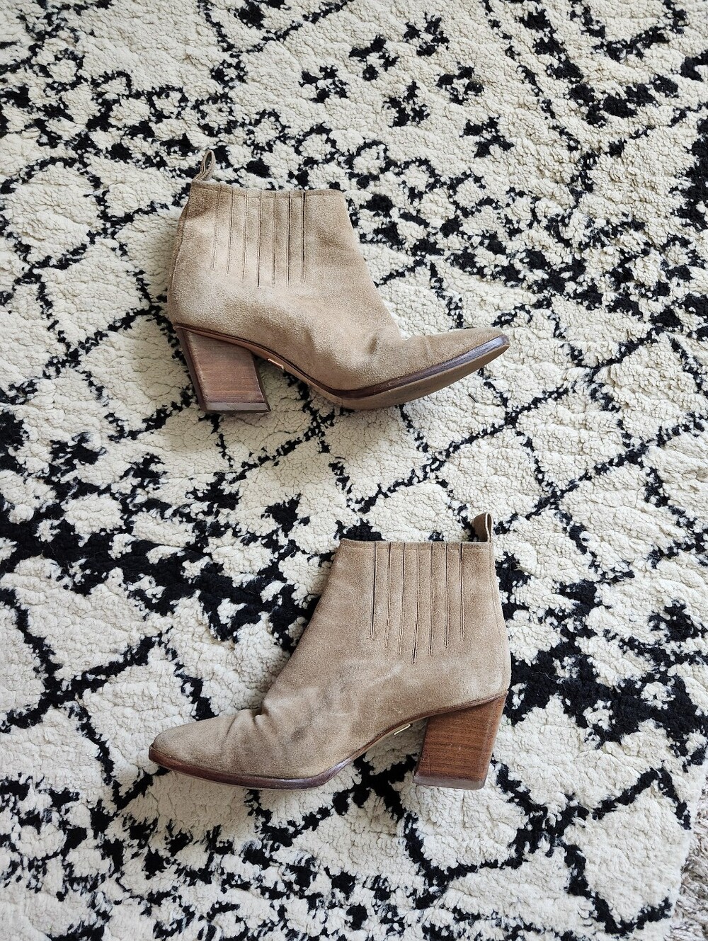 Roger Vivier Taupe Suede Block Heel Ankle Booties